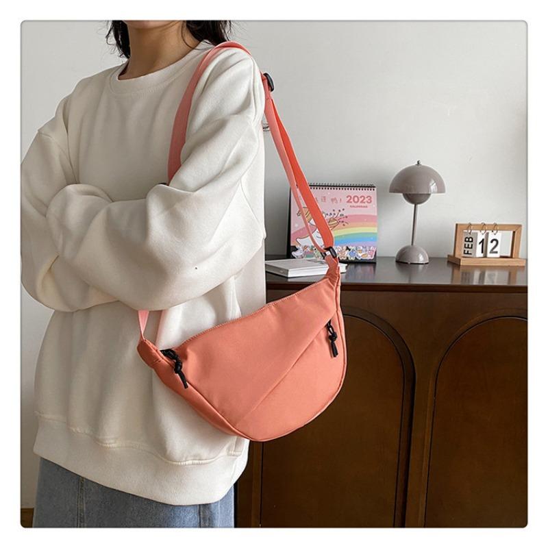 Fashion Underarm Bag Viral Shoulder Bag Women Minimalist Chic Crossbody Bag Versatile Instagram Bag