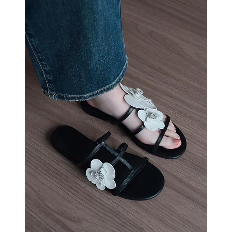 Sheepskin Version of Flower Flat Bottom One-word Slippers Women's Summer Wear Holiday Beach Open-toed Cold Slippers