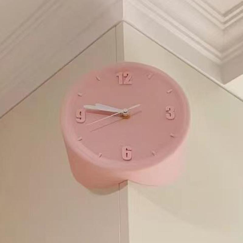 Modern Wall Clocks Nordic Simple Luxury Clocks Household Retro Silent Clock Elegant Aesthetic Design Room Decorating Items