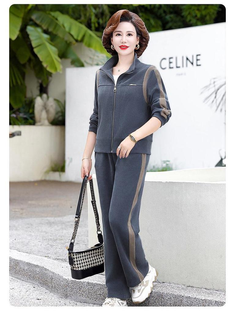 Autumn-Winter 2025 Stylish Plus Velvet Two-Piece Set for Middle-Aged Women