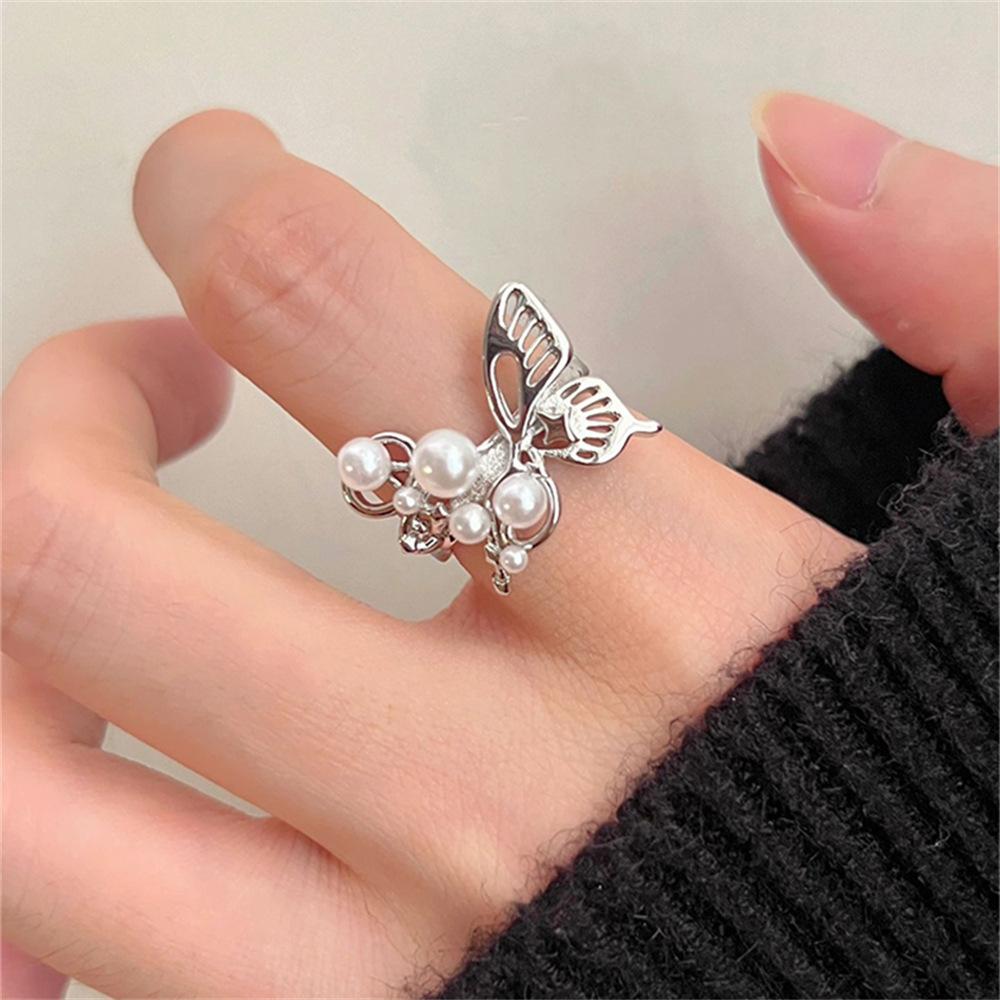 ins wind butterfly pearl ring light luxury niche design hollow index finger ring fashion personality ring
