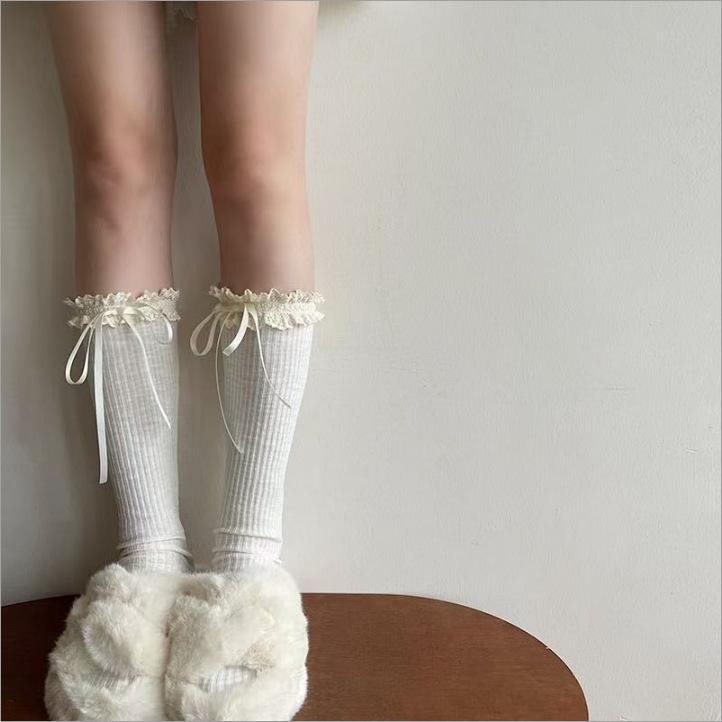 

White lace-trimmed women s spring socks, odor-resistant gray mid-calf slouch socks, coffee-colored short socks with bows Average Size белый