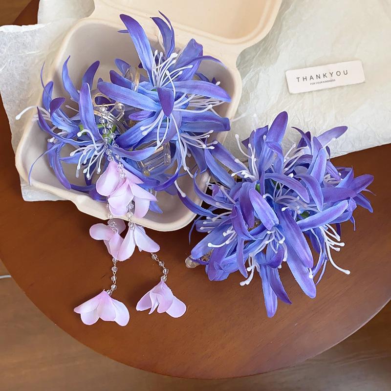 Spider Lily Flower Hair Claw Clips for Women Long Tassel Shark Clip Dedicate Crystal Acrylic Hairgrips Birthday Decoration K