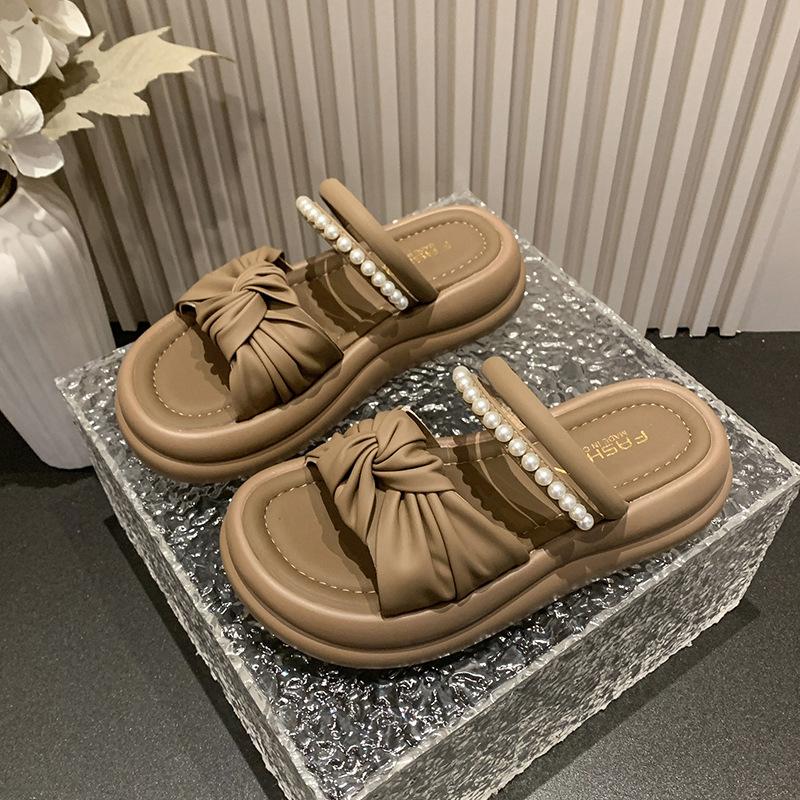 Thick-soled Slippers for Women's Outer Wear 2025 Summer New Fashion Pearl Muffin Cool Slippers for Women