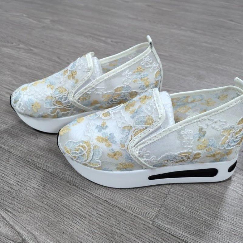 Mesh Single Shoes One Foot Wearing Shallow Mouth Thick-soled Fabric Single Shoes with A Round Toe