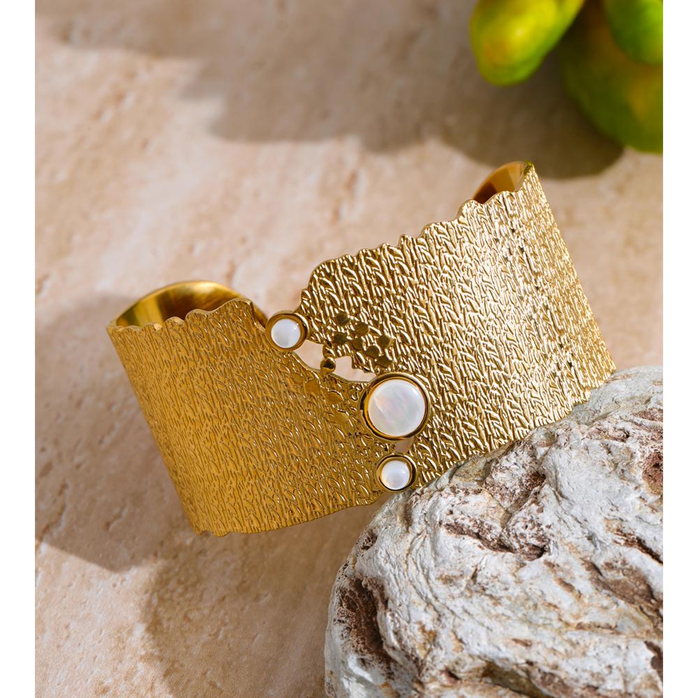 Eetit 65mm Personalized Stainless Steel Wide Shell Cuff Bracelet Bangle 18K Golden Plated Texture Attractive Jewelry