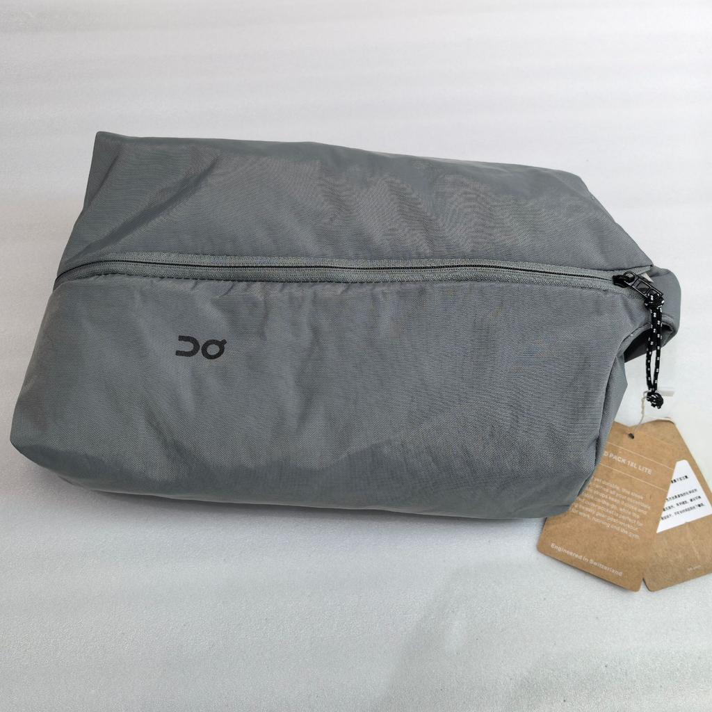 2026New toiletry bag, new chest bag, can be carried by hand Sports fitness outdoor lightweight niche crossbody bag
