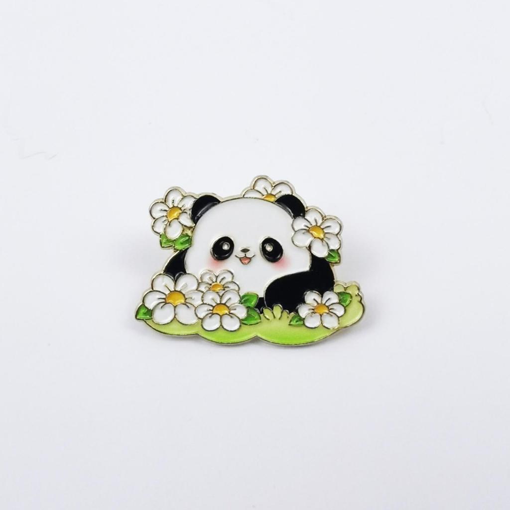 Personalized Cartoon Panda Brooch: Cute Green Bamboo Alloy Pin for Backpack & Clothing Decoration