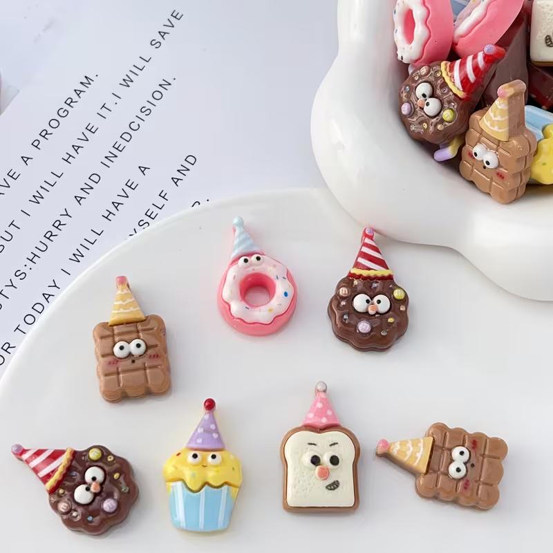 

10pcs Mixed Resin Emoji Flatback Charms DIY Craft Accessories For Earring Hair Clip Jewelry Making Decoration светло-серый