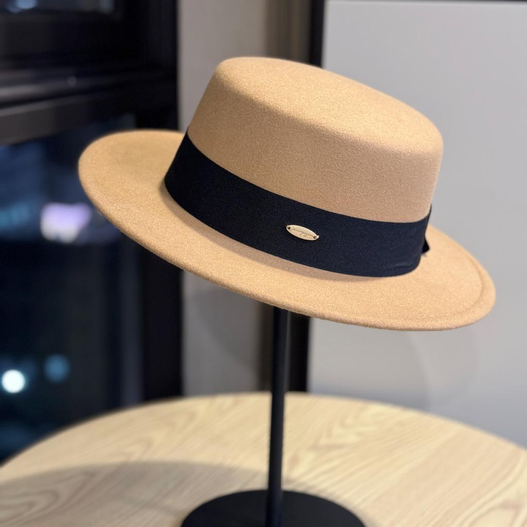 New French Retro Flat Top Woolen Hat for Women Autumn and Winter British All Match Fashion Wide Brimmed Hat Simple