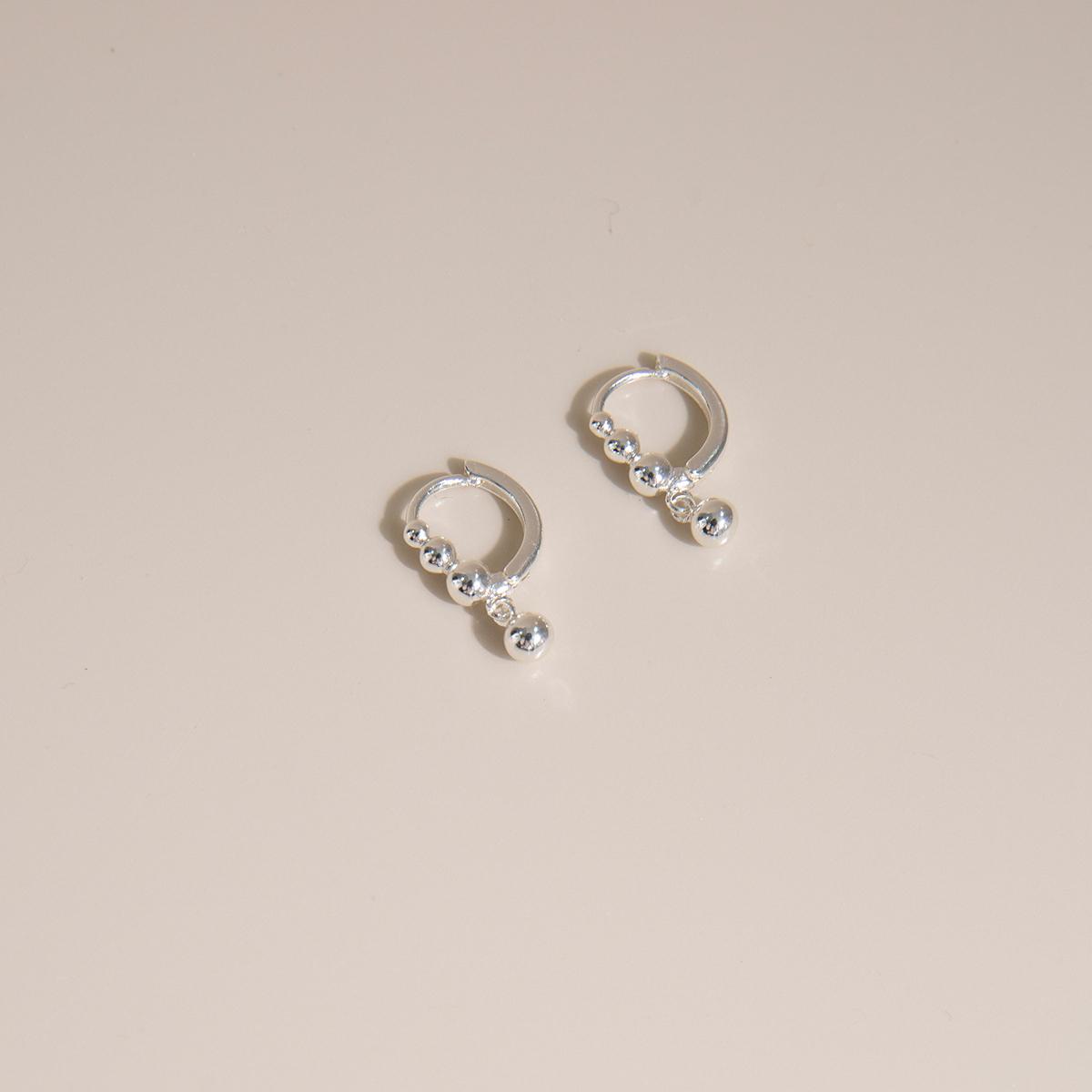 

Серьги-кольца Anenjery с геометрическими круглыми бусинами для женщин, простые, для поездок на работу, новые серьги, ювелирные подарки белый