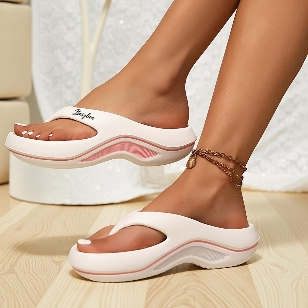 Unisex Contrasting Wave Thick Soled Slippers, Lightweight EVA Sandals, Soft, Non Slip, Shock-absorbing, Comfortable for Cooldown