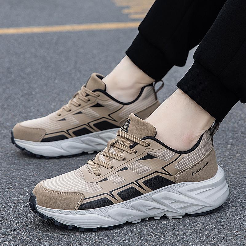 Spring new men's black non-slip and wear-resistant running shoes soft-soled casual sports men's shoes waterproof and lightweight dad shoes