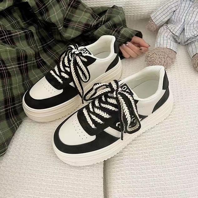 Platformové muffin boty dámské podzimní nové ležérní všestranné sportovní plátěnky s vnitřním zvýšením výšky