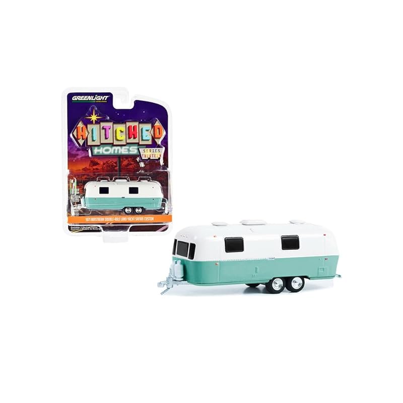 

green light 1/64 airstream double axle land yacht safari custom 1971 white/green Greenlight camper [product]