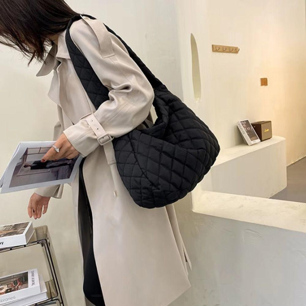 Pleated Bubble Shoulder Bag Solid Color Puffer Padded Crossbody Bag Cloud Pattern Tote Bag  Lady