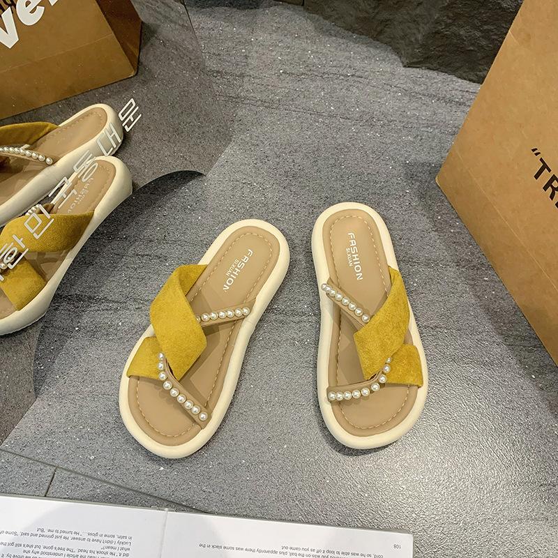 National style slippers women's summer wear super fire thick bottom 2025 new fashion beautiful not tired feet with skirt cool slippers