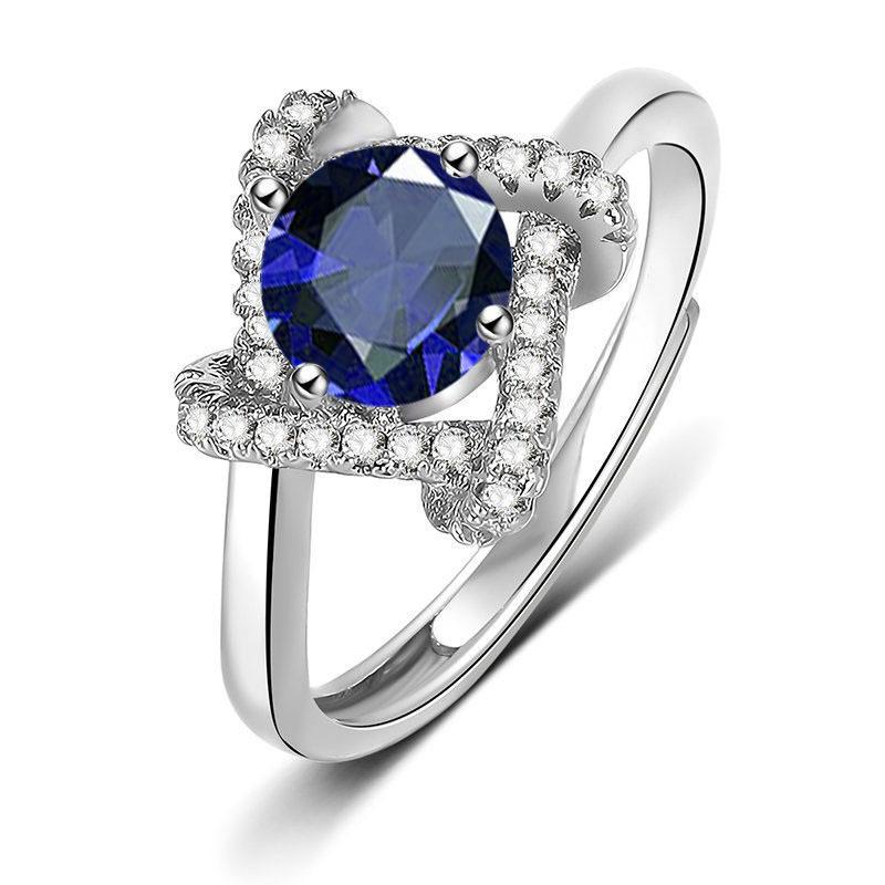 Twisted Four Leaf Clover Design 1 Carat Simulated Moissanite Ring For Women Lucky Daily Wear Engagement Fashion Jewelry