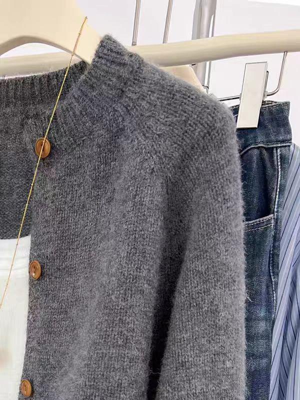 Women's Thickened Pure Wool Knit Cardigan with Round Neck & Raglan Sleeves - Casual, Versatile Autumn/Winter Outerwear