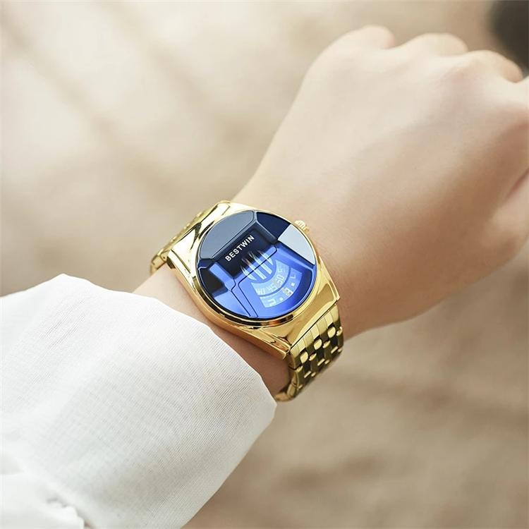 2021 Bestwin Sport Chronograph Wristwatch for Men Casual Gold Quartz Watch with Leather Band Cartoon Style
