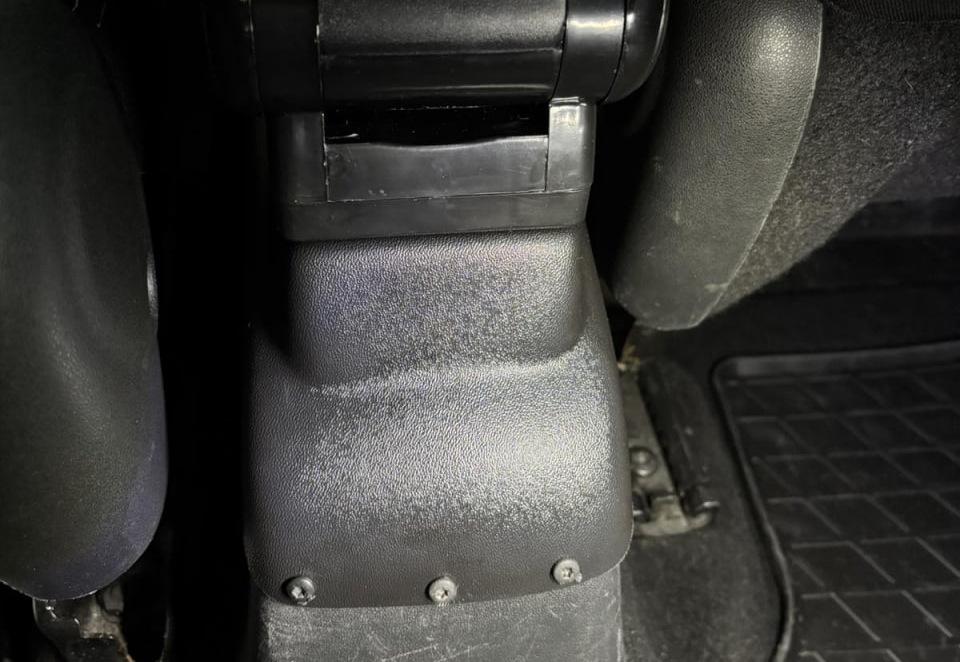 

Armrest adapter for Citroen C-3 2009-2016