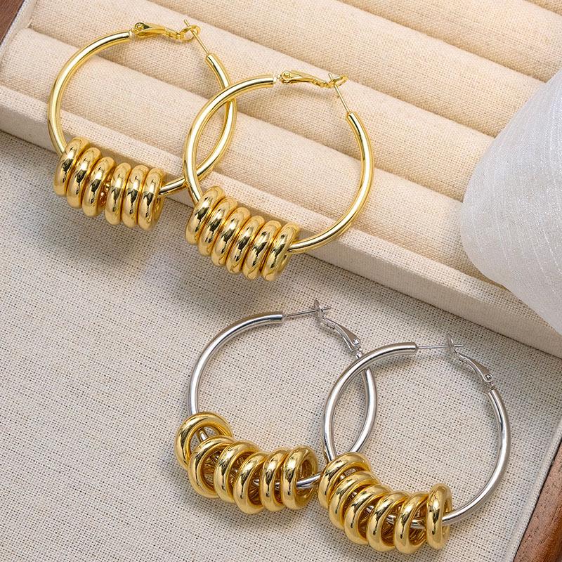 Neue Mode Übertriebene Zweifarbige Runde Creolen: Vielseitige, große Mehrfach-Trageclips für europäische und amerikanische Stile