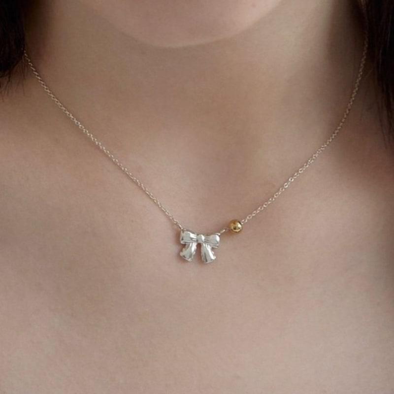 

moi moi Lace ribbon ball necklace 37cm(+5cm)