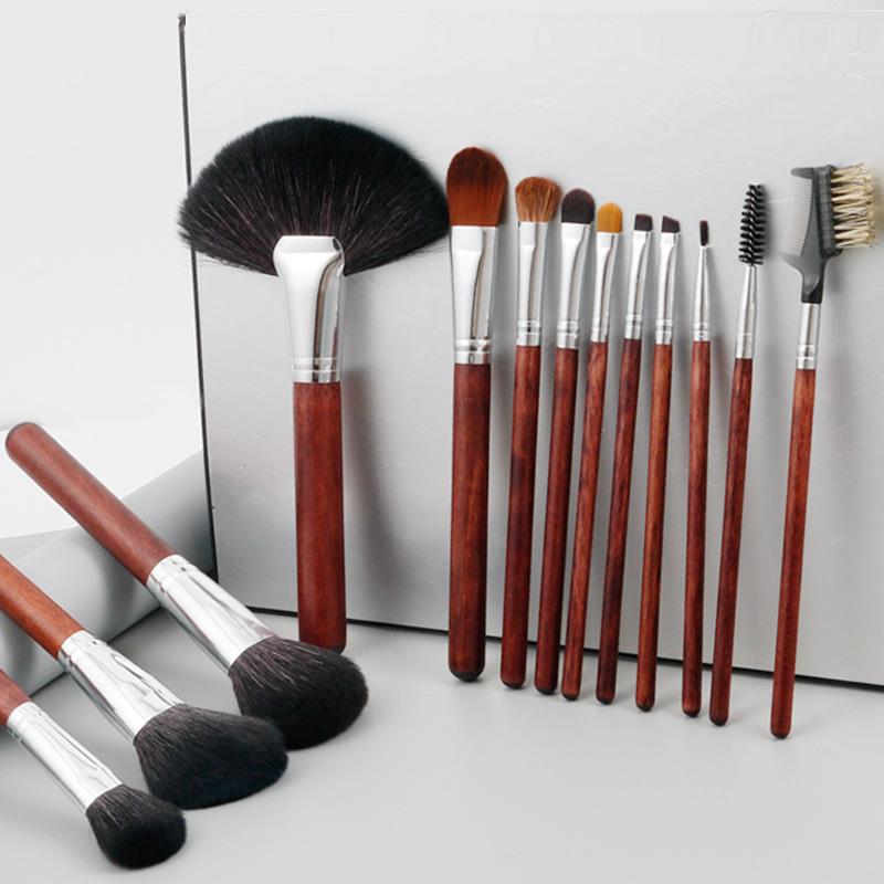 Red Sandalwood Makeup Brush 13 Professional Set Foundation Blush Brush Eye Shadow Blending Brush Animal Hair Makeup