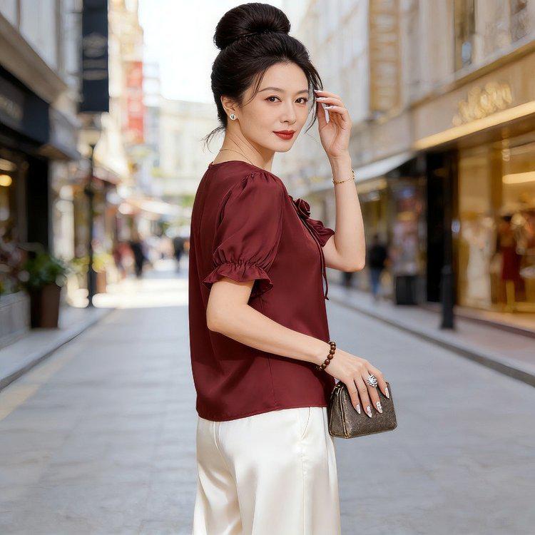 Elegant Summer Short-Sleeved Women s Top for Mothers XL