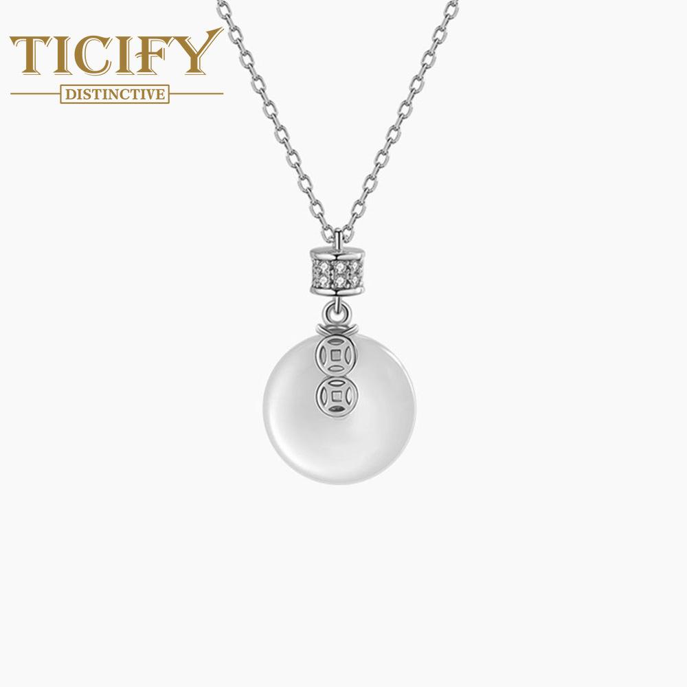 Retro Pendant Necklace Light Luxury Imitation White Jade Circular Pendant