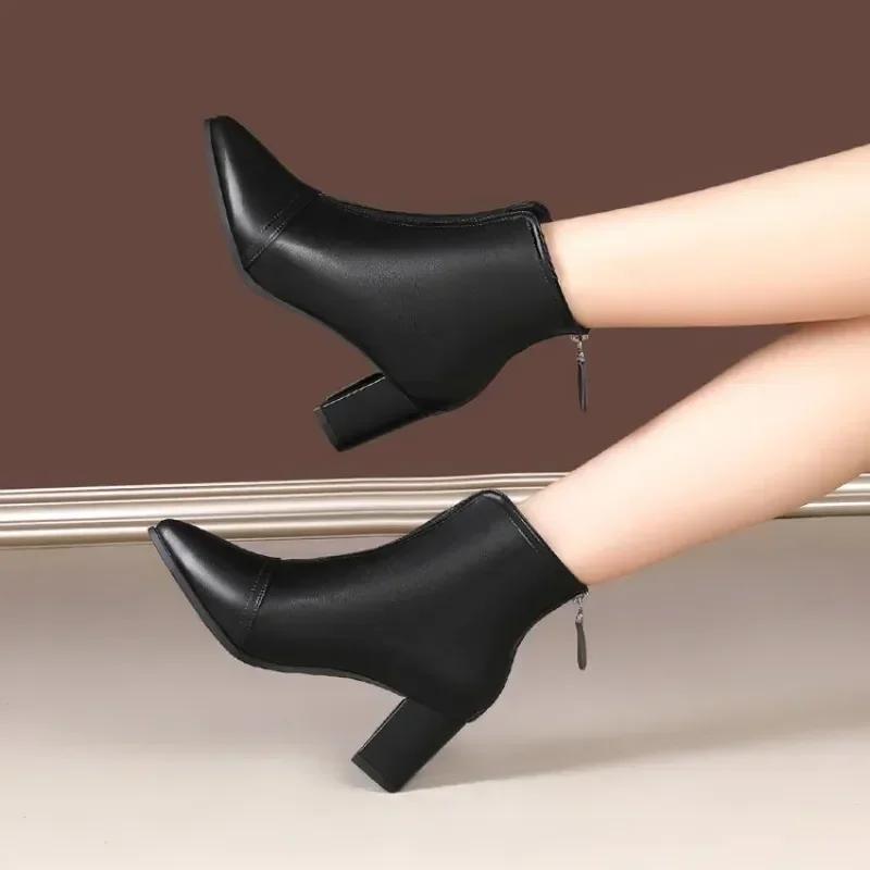 Neue Frühling/Sommer Damenstiefel Damen Niedriger Absatz Stiefeletten Damen Plateau Komfort Mama Schuhe