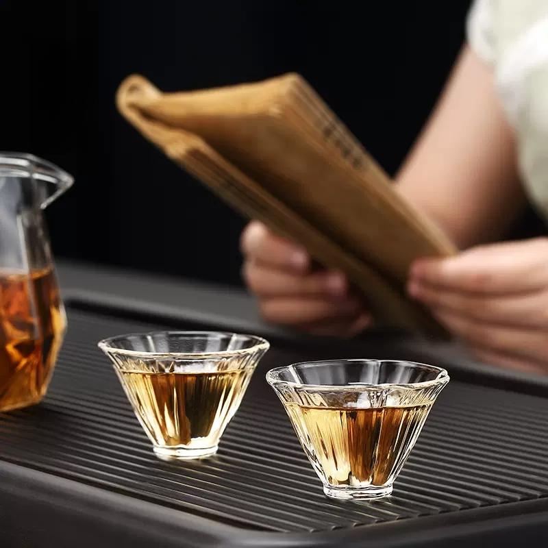 Japanese Style Petal Small Tea Cups Single Cup Special Heat-resistant Glass Tea Cup Crystal Master Cup Transparent