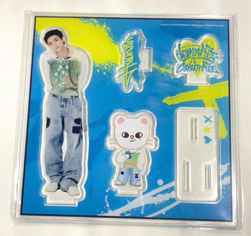 [USED] Hyunjin Celebrate Pop-Up Acrylic Stand Straight