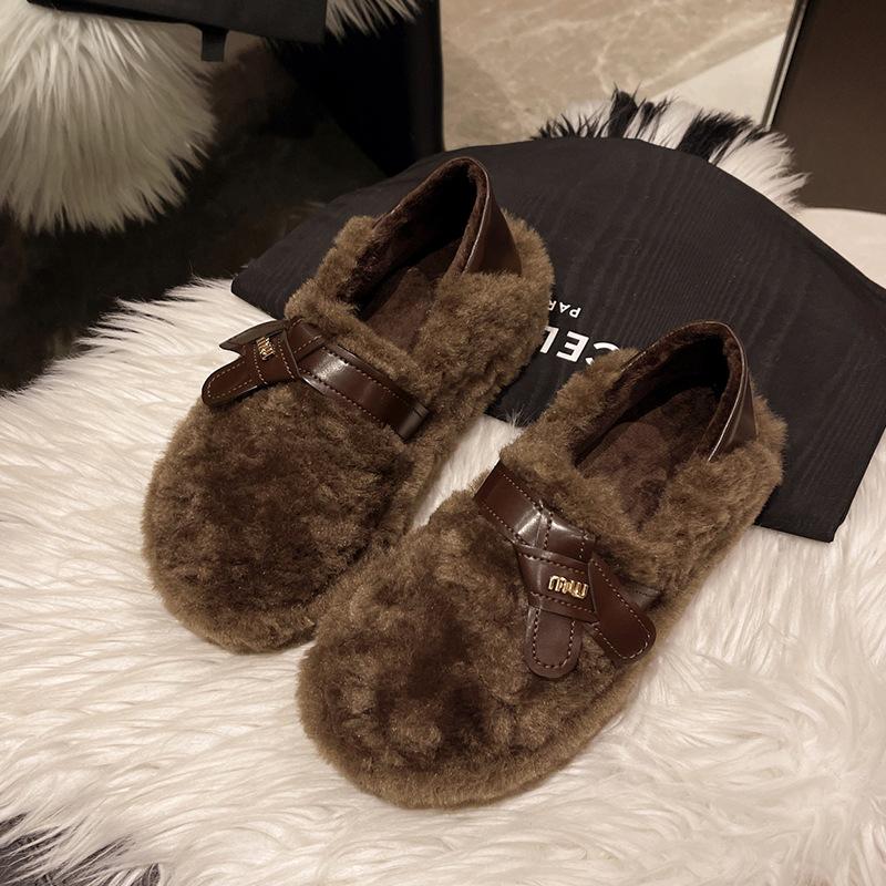 French lamb wool shoes women's outer wear 2025 winter new thick-soled versatile one-pedal bean shoes velvet cotton shoes