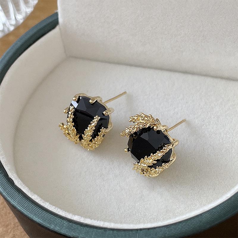 Personalized dark wind square rhinestone wheat ear silver needle earrings fashion temperament earrings