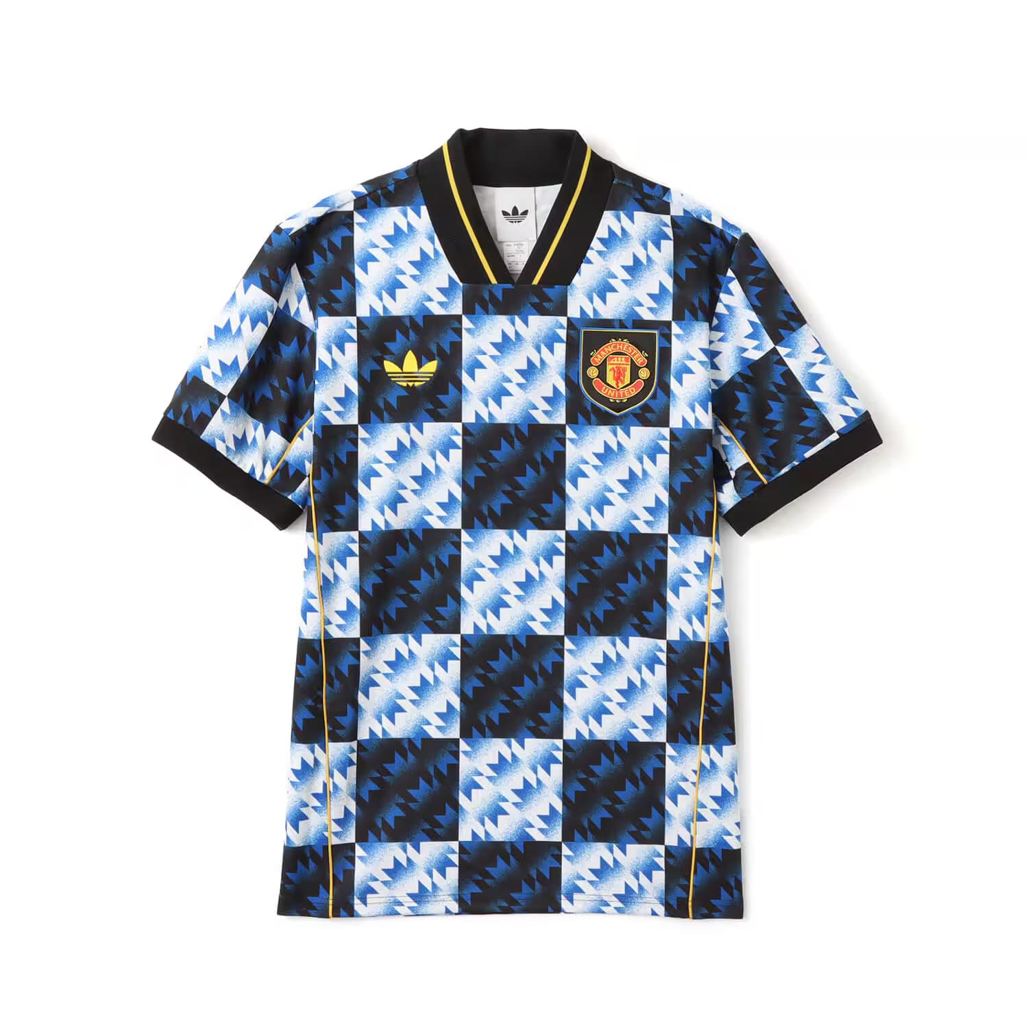 

Adidas Originals Manchester United FW25 FC Lifestyler Logo V-Neck Short Sleeve Football Shirt Unisex Tops JN2813 M