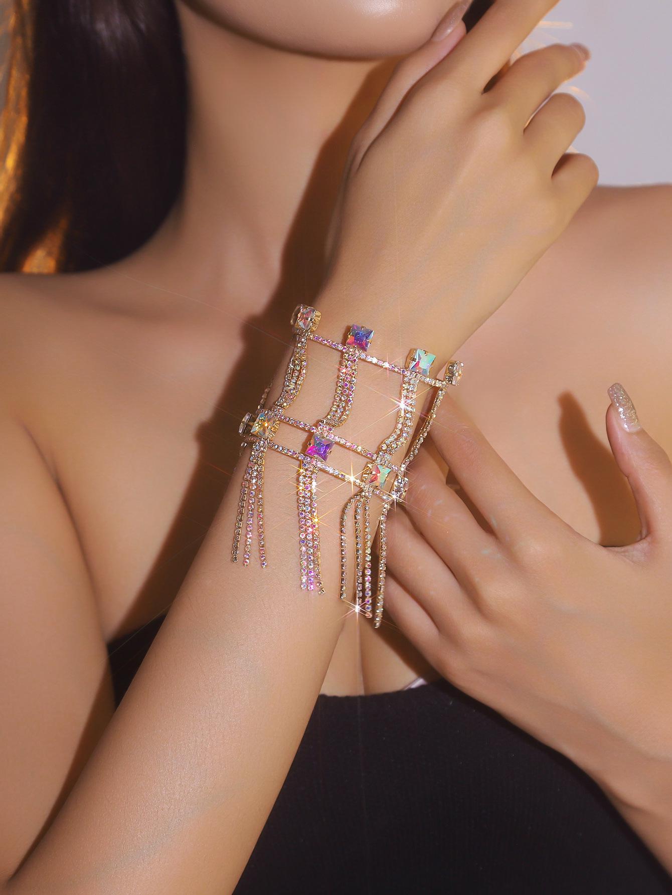 

Браслет со стразами Townka: Элегантный многослойный дизайн для женщин, идеально подходит для латиноамериканских, бальных или танцев живота.