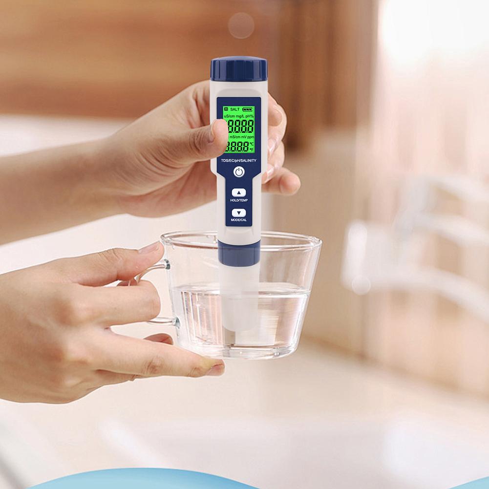 5 In 1 Water Quality Detector TDS EC PH Salinity Temperature Meter Portable Water Quality Tester for Aquariums Pools Spa