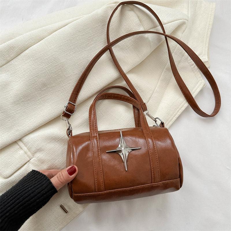 

Chic Fashionable Commuter Shoulder Bag For Women Stylish Versatile Tote Bag In Unique Colors StyleD