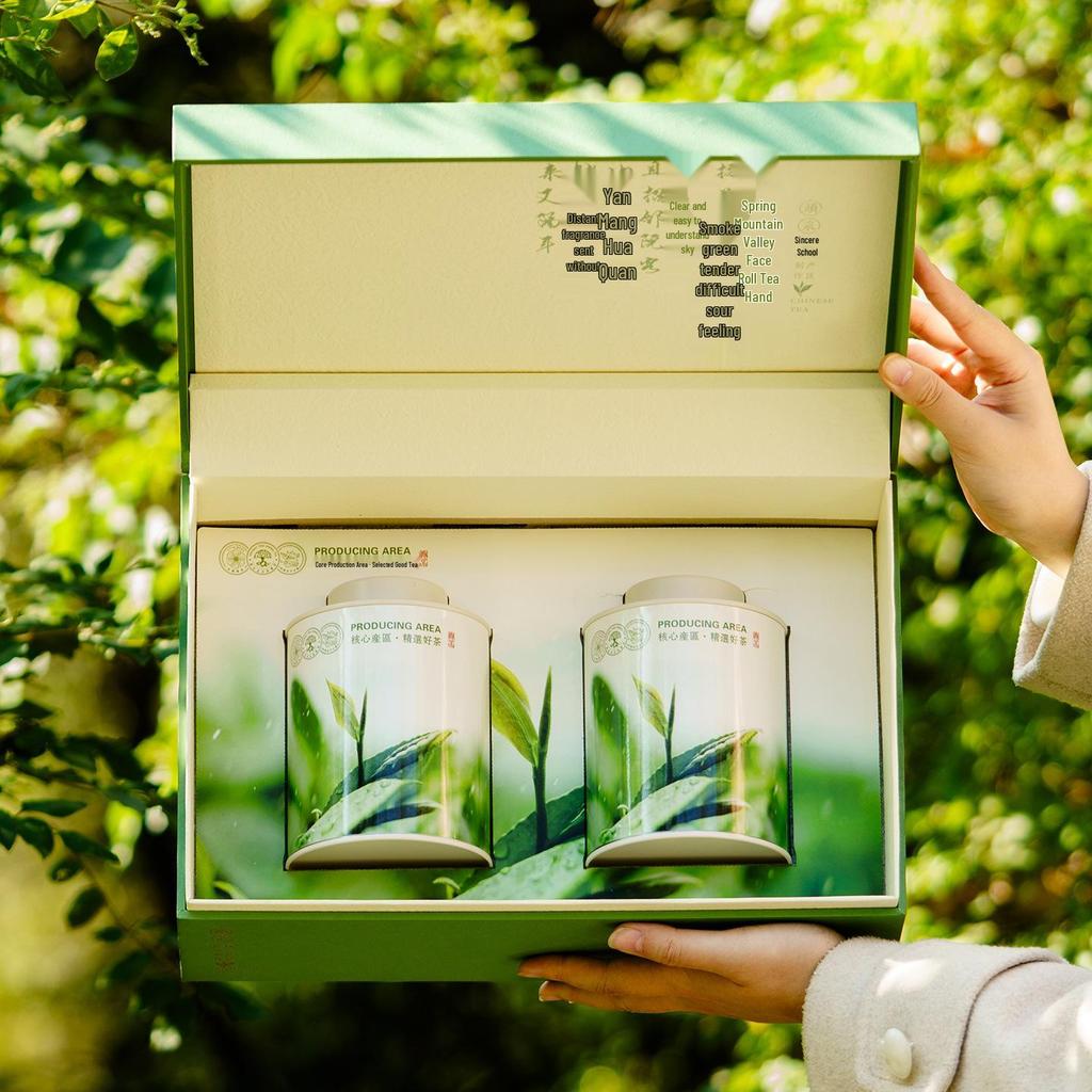 Fresh Green Tea Gift Box: Longjing, Biluochun, Gyokuro Varieties with Towel