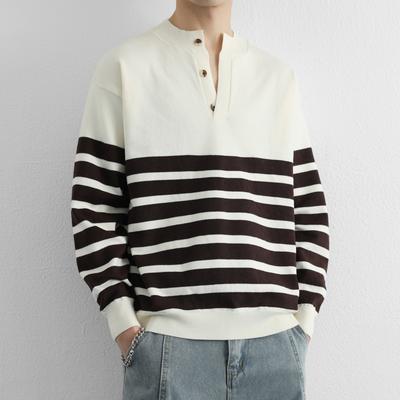 ملابس دافئة – بلوفرات وبلوزات بأكمام طويلة