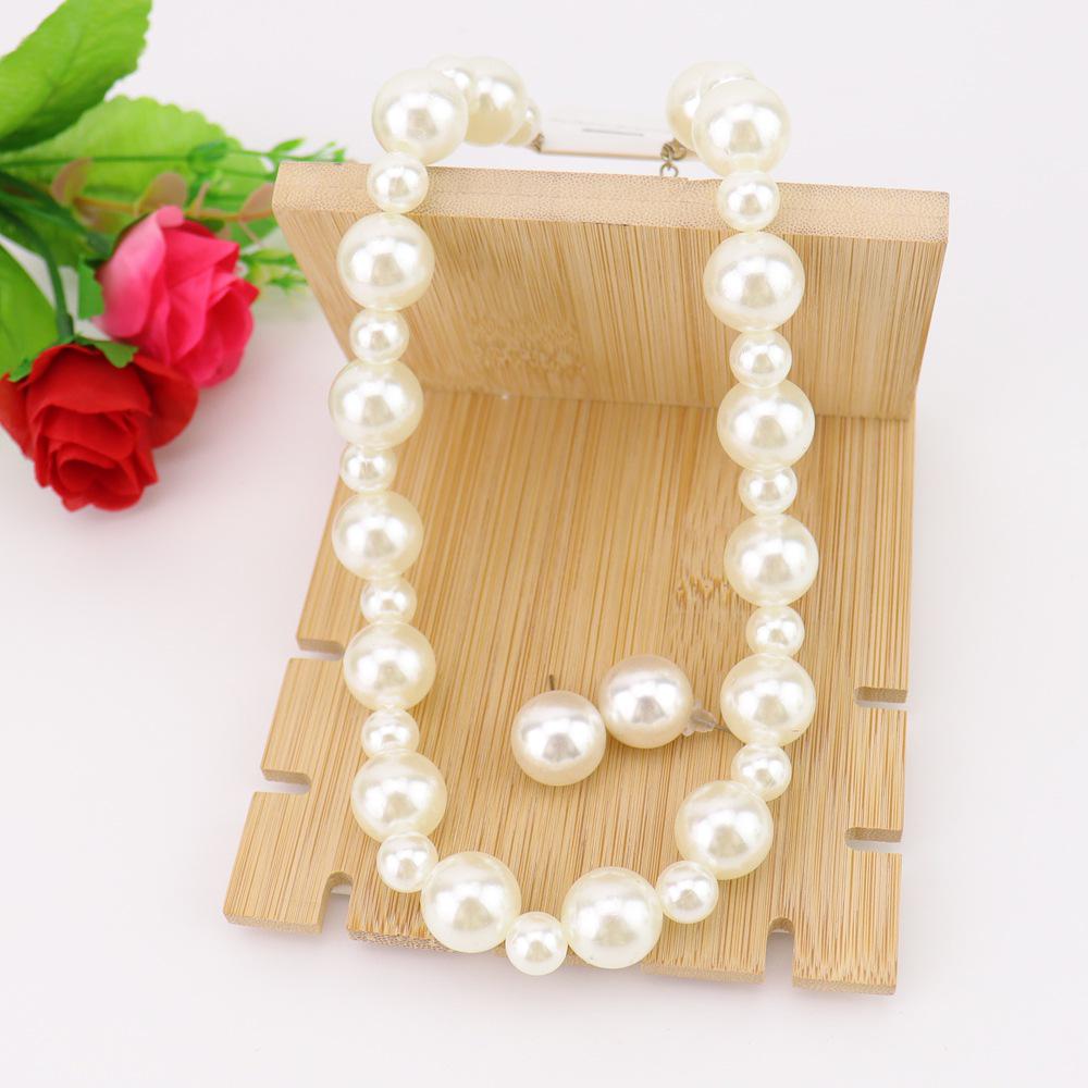 Pearl Necklace & Earrings Set: Chic, Simple, Elegant Accessories for Everyday Fashion