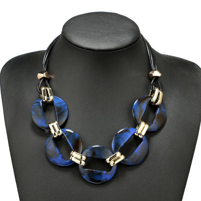 European and American Exaggerated Acrylic Geometric Necklace Colorful Sweater Chain Fashionable Women's Geometric Necklace