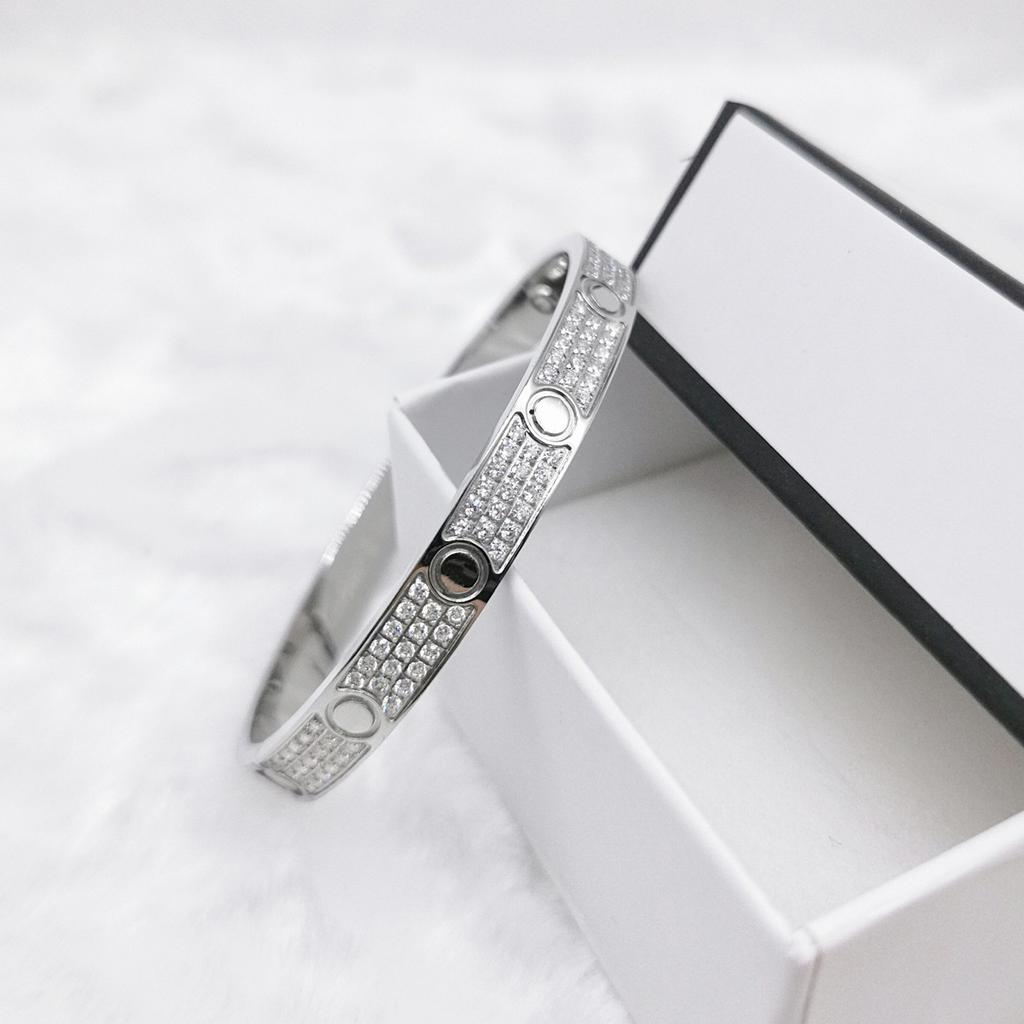 Brățări cu brățări în formă de stea și brățări cu încuietoare pentru cupluri