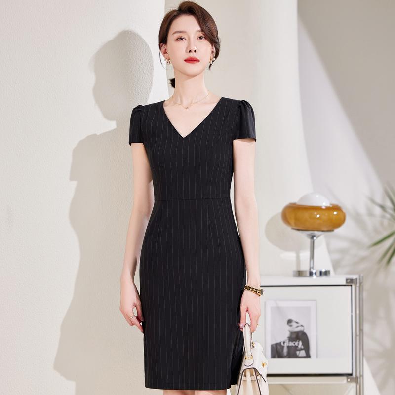 Women's White Striped Seven-Sleeve Suit Jacket - Professional Spring/Summer Fashion