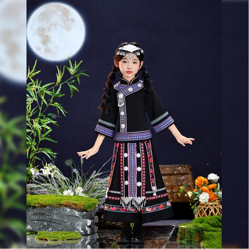 Girls  Guangxi Zhuang & Miao Ethnic Dance Costumes for March 3rd Festival Performance 150 cm