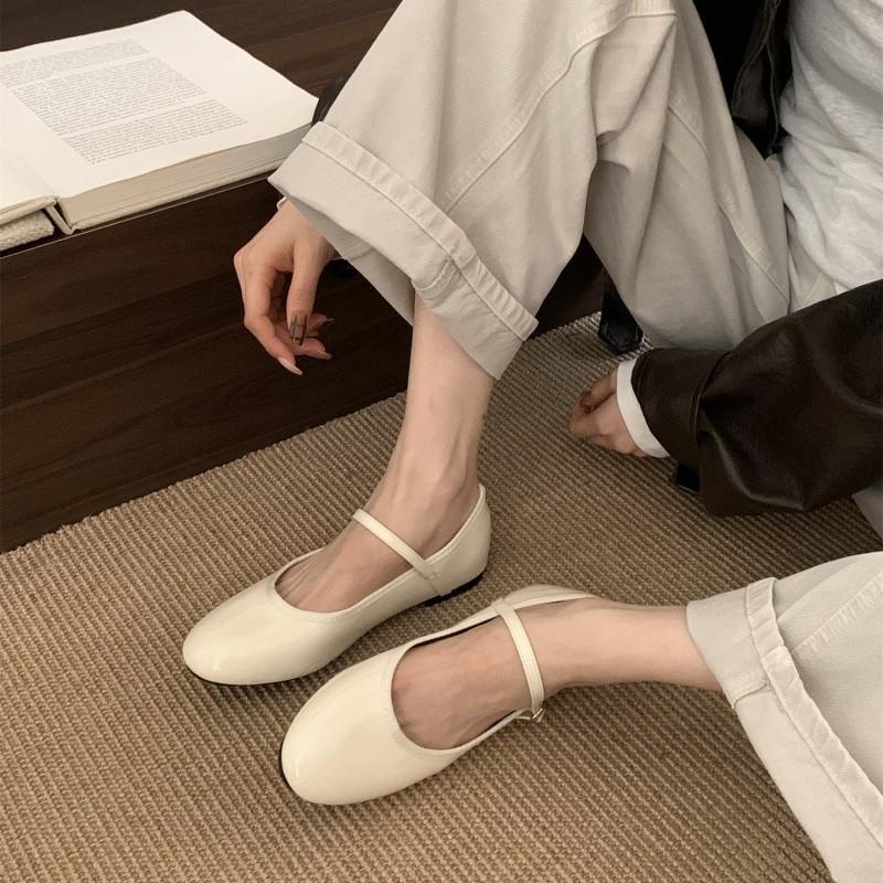 French Spring and Autumn New 2025 Word with Soft Bottom Round Head Mary Jane Ballet Red Flat Bottom Mother Single Shoes Women