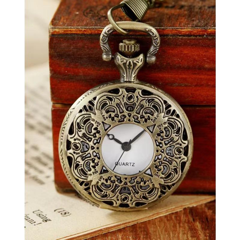 Exquisite Bronze Pocket Watch with Small Heart-shaped Spider Web Shell Watch Necklace, Small Pocket Watch, Gift Pocket Watch Pendant Pocket Watch