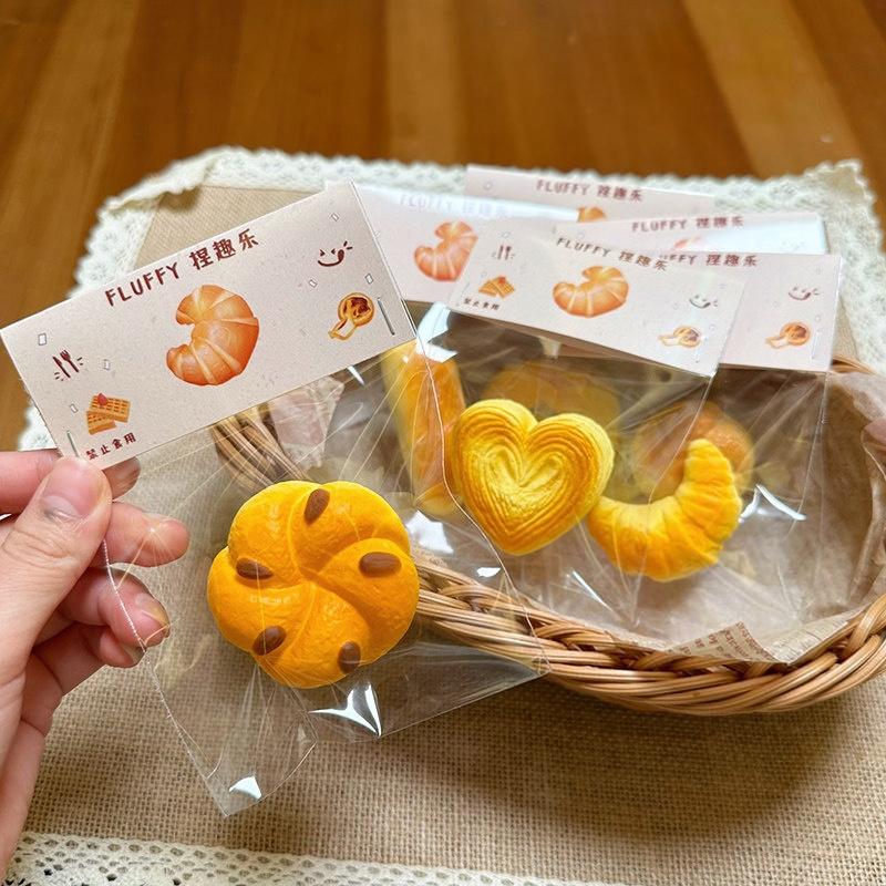 Bread Squishy Ornament Simulated Bread Accessories Soft  Nti-Stress Fidget Gifts Desk Accessories Funny Children'S Day Gift