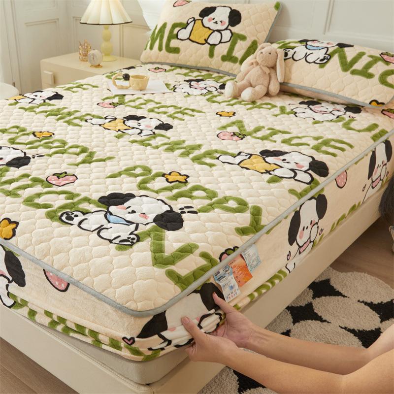 Mother-and-baby Milk Velvet Padded Bedspread with Cotton Padded Single and Double Simmons Bedspread Mattress Protective Cover